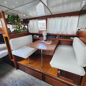 Floating In The Sea Botel Sant Adria de Besos